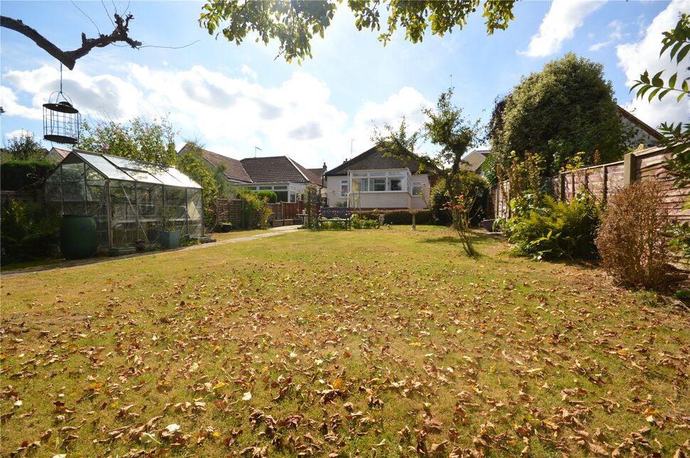 2 bedroom Detached Bungalow for sale, Gerrard Avenue, Rochester, ME1