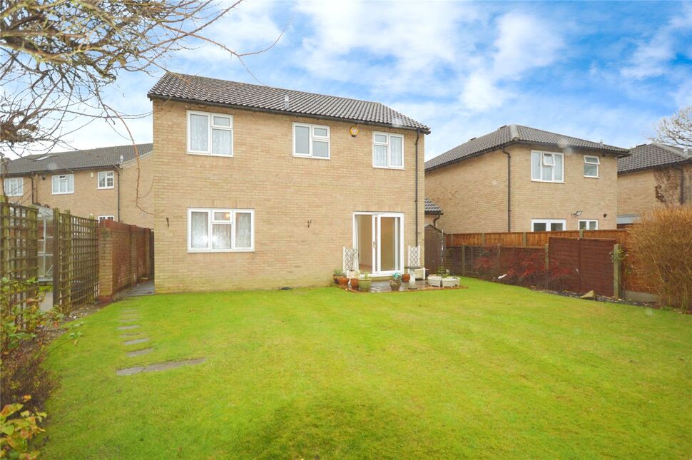 4 bedroom Detached House for sale, Wemmick Close, Rochester, ME1 £375,000