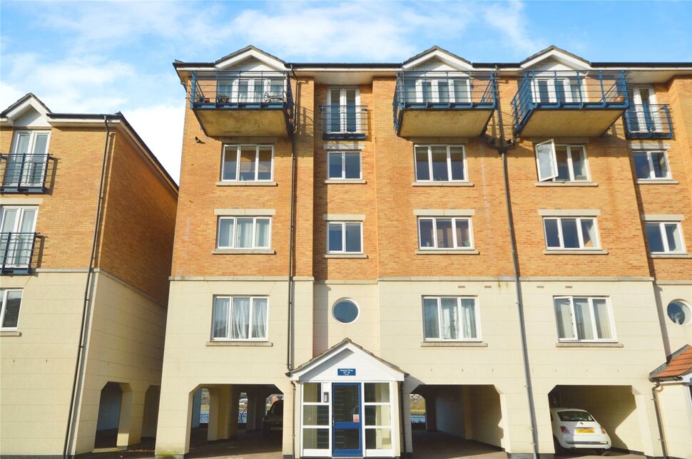 1 bedroom Flat to rent, Keating Close, Rochester, ME1 £1,000 pcm