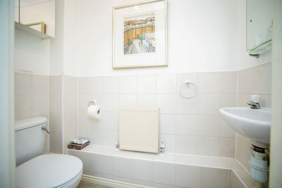 3 bedroom Mid Terrace House for sale, Applecross Close, Rochester, ME1