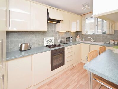 1 bedroom  Flat for sale