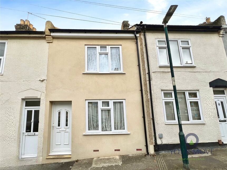 Main image of 4 bedroom Mid Terrace House to rent, Charter Street, Chatham, Kent, ME4