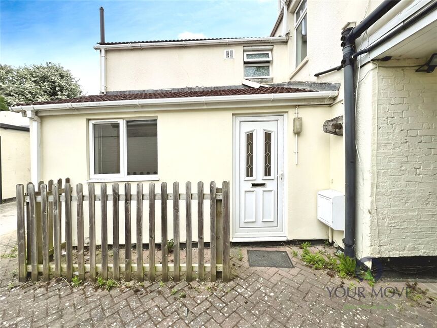 Main image of 1 bedroom Flat to rent, Alexandra Road, Chatham, Kent, ME4