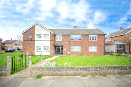 Leander Road, 2 bedroom  Flat for sale, £170,000