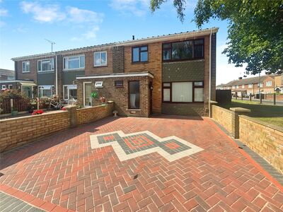 3 bedroom End Terrace House to rent