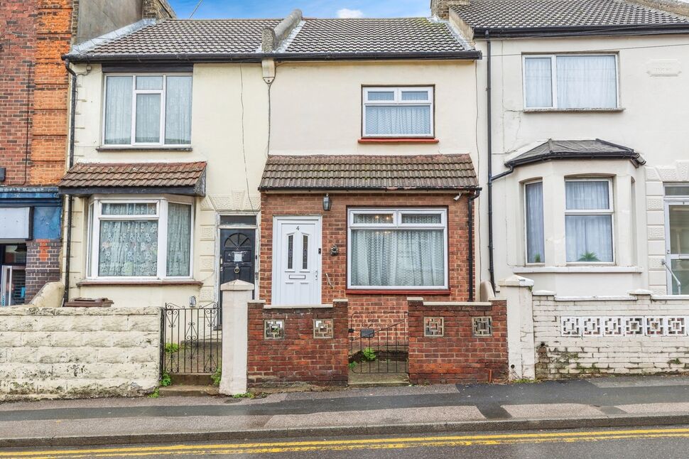 Main image of 3 bedroom Mid Terrace House for sale, Barnsole Road, Gillingham, Kent, ME7