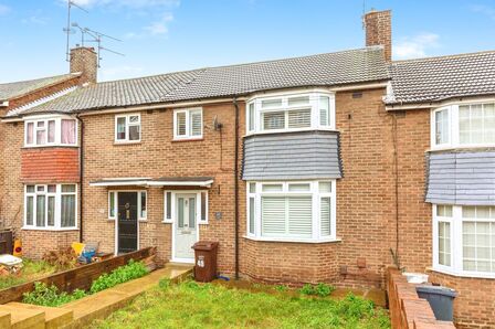 St. Williams Way, 3 bedroom Mid Terrace House for sale, &pound;325,000
