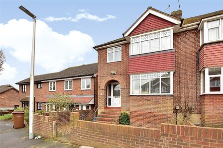 Harvel Avenue, 1 bedroom  Room to rent, £700 pcm