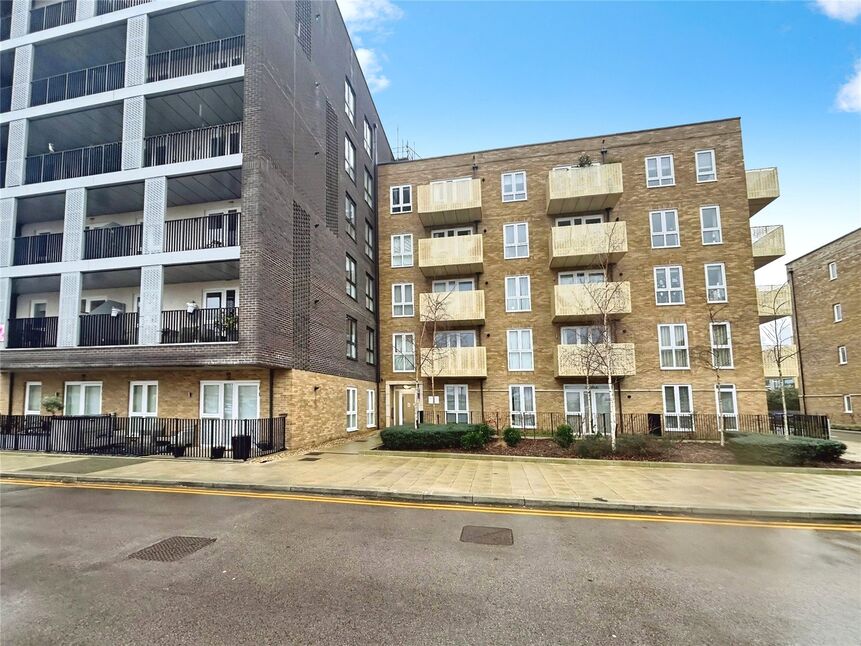 Main image of 1 bedroom House to rent, Corys Road, Rochester, Kent, ME1