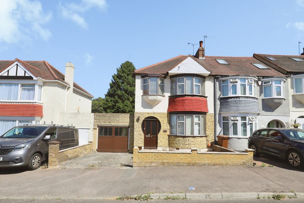 Main image of 3 bedroom End Terrace House for sale, Grafton Avenue, Kent, ME1