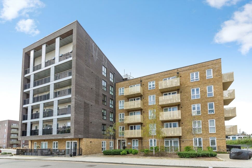 Main image of 1 bedroom Flat for sale, Corys Road, Rochester, Kent, ME1