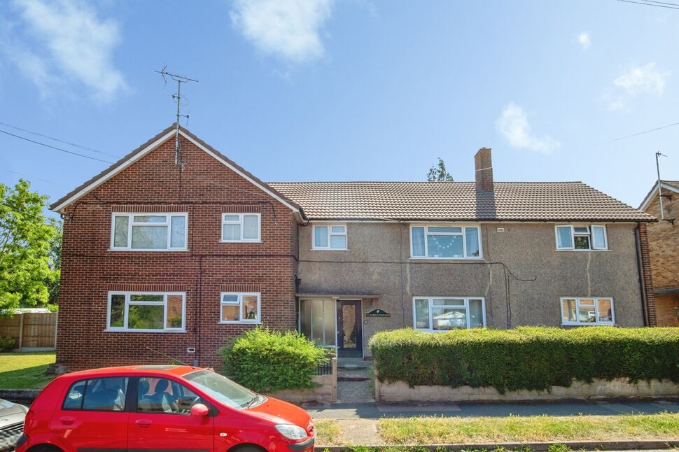 Main image of 1 bedroom Flat for sale, Warren Wood Road, Rochester, Kent, ME1