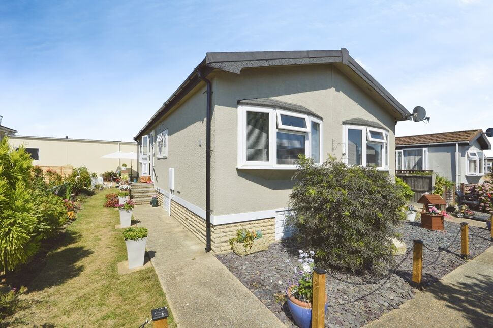 Main image of 2 bedroom Detached Property for sale, Kingsmead Park, Allhallows, Kent, ME3