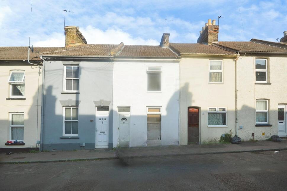 Main image of 2 bedroom Mid Terrace House to rent, Rose Street, Rochester, Kent, ME1