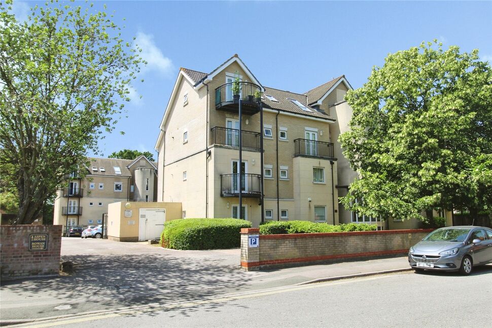 Main image of 2 bedroom Flat for sale, Hulse Road, Southampton, Hampshire, SO15