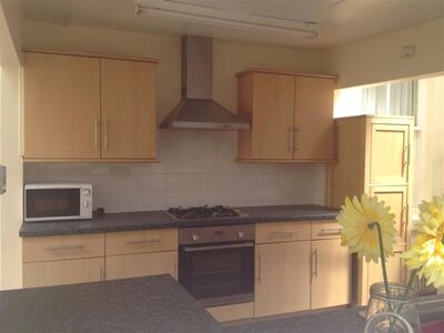 Sheffield Road, 1 bedroom Property to rent, &pound;525 pcm