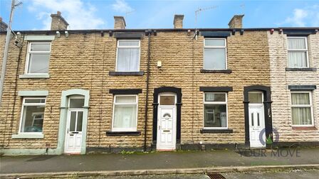 Edmund Street, 2 bedroom Mid Terrace House to rent, &pound;900 pcm