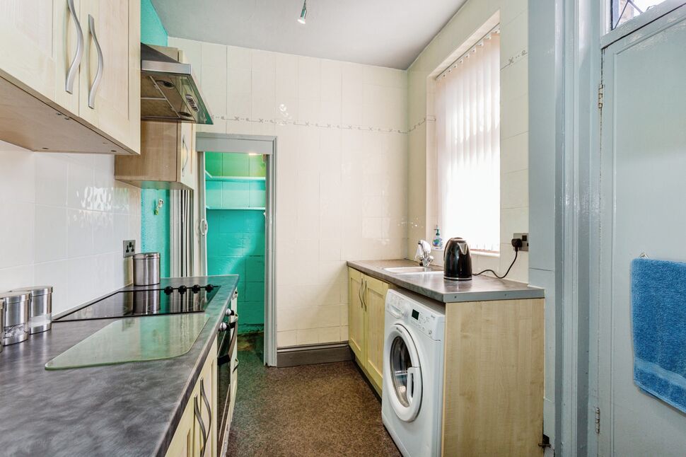 2 bedroom Mid Terrace House for sale, Verney Road, Royton, OL2 £149,950