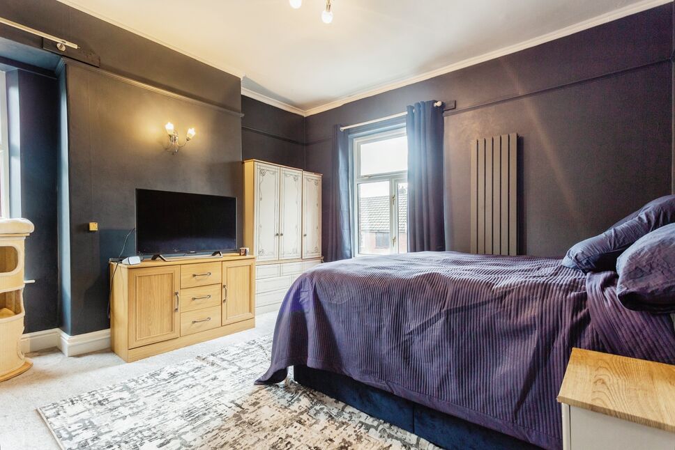 4 bedroom Semi Detached House for sale, Shaw Road, Royton, OL2 £290,000