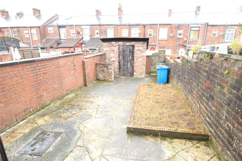 2 bedroom Mid Terrace House for sale, Hollinhall Street, Oldham, OL4