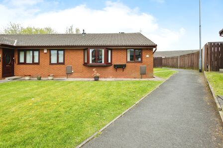 Cumberland Drive, 2 bedroom Semi Detached Bungalow for sale, £180,000