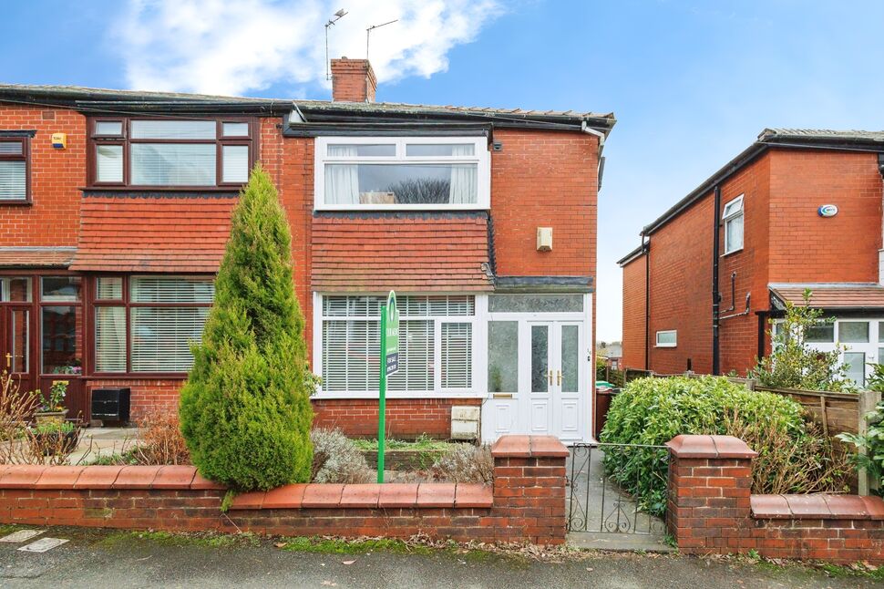 3 bedroom Mid Terrace House for sale, Rosebay Close, Royton, OL2 £168,000