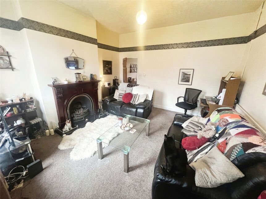 2 bedroom Mid Terrace House for sale, Milnrow Road, Shaw, OL2 £140,000