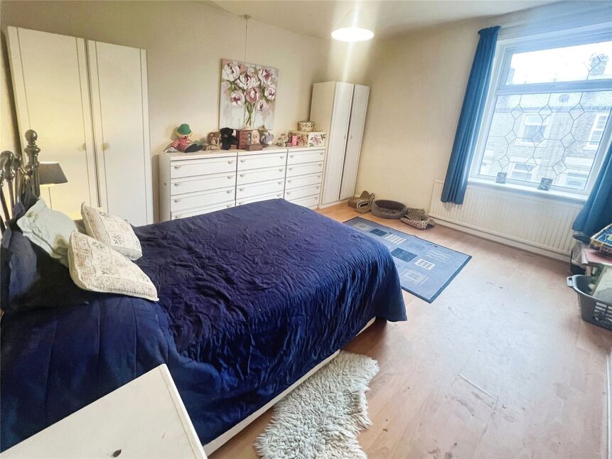 2 bedroom Mid Terrace House for sale, Milnrow Road, Shaw, OL2 £140,000