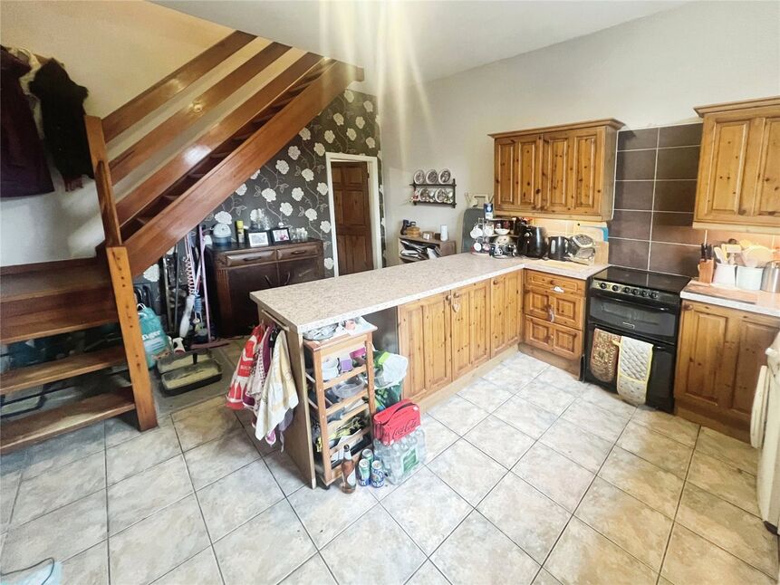 2 bedroom Mid Terrace House for sale, Milnrow Road, Shaw, OL2 £140,000