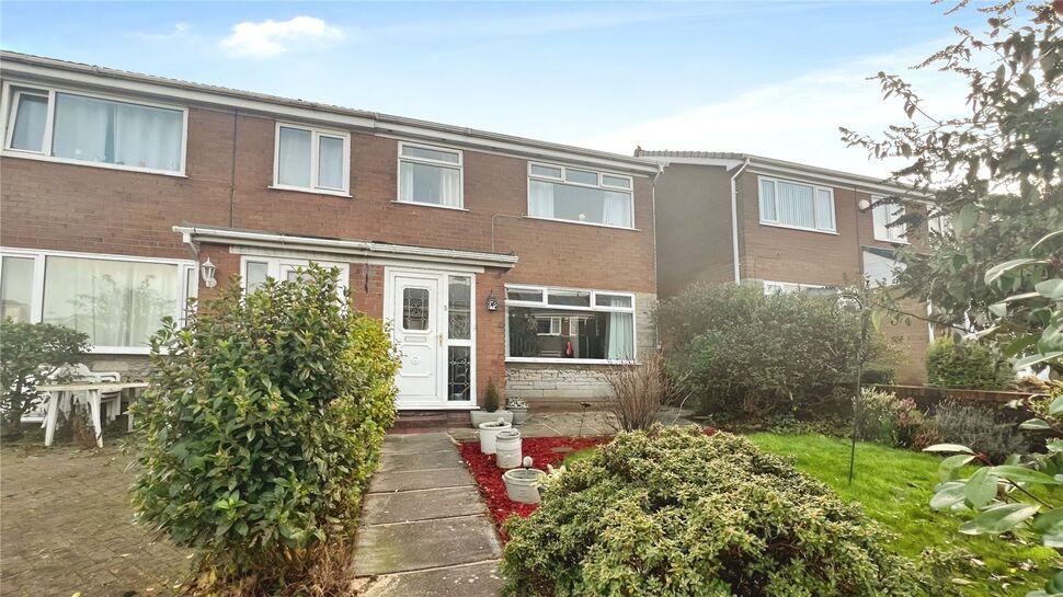 Main image of 4 bedroom Semi Detached House for sale, Kidderminster Way, Chadderton, Greater Manchester, OL9