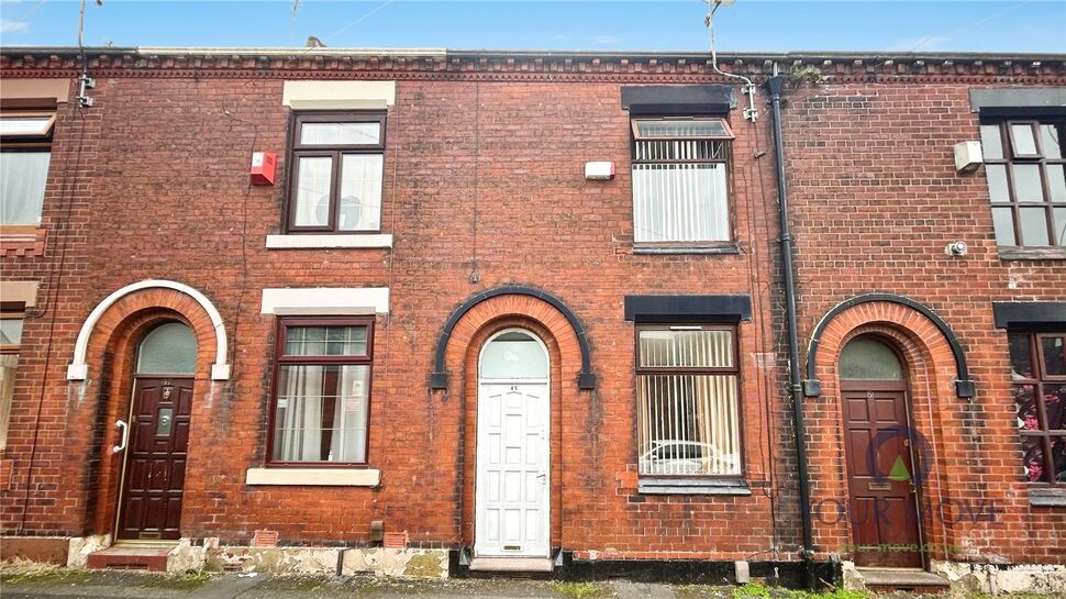 2 bedroom Mid Terrace House for sale