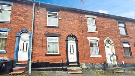 4 bedroom Mid Terrace House for sale