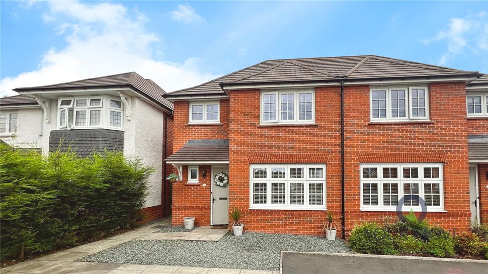 Main image of 3 bedroom Semi Detached House for sale, Horton Close, Chadderton, Greater Manchester, OL9