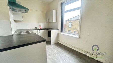 Gordon Street, 2 bedroom Flat to rent, &pound;750 pcm