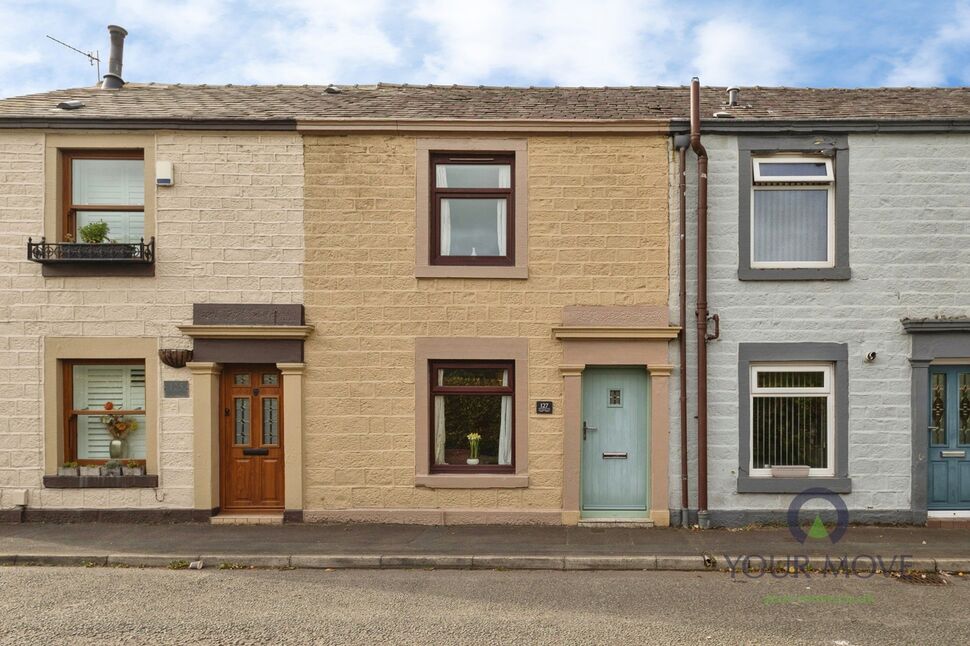 2 bedroom Mid Terrace House for sale