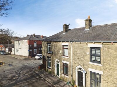 3 bedroom End Terrace House for sale