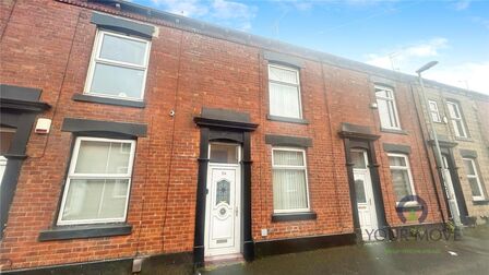 2 bedroom Mid Terrace House for sale
