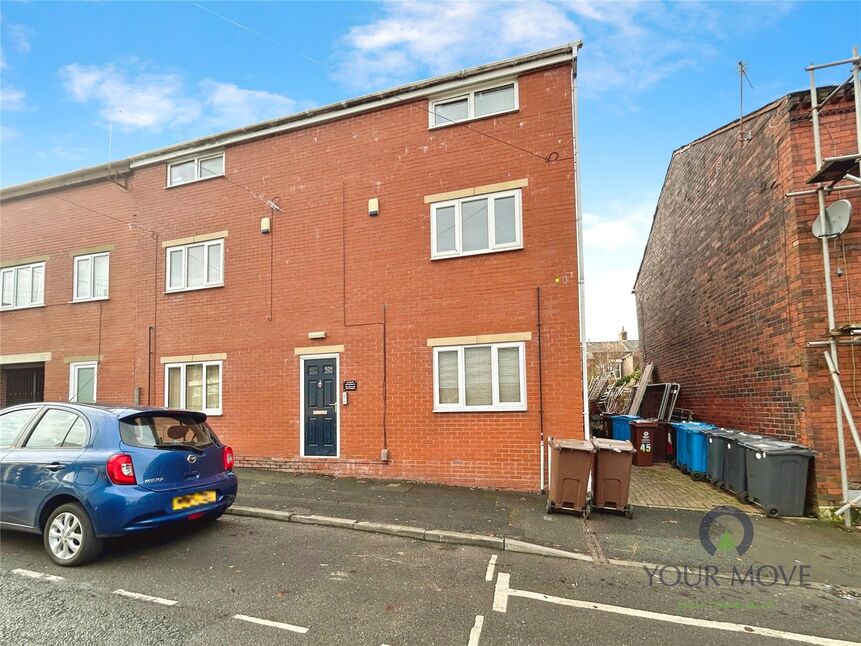 Main image of 3 bedroom  Flat to rent, Park Street, Royton, Greater Manchester, OL2