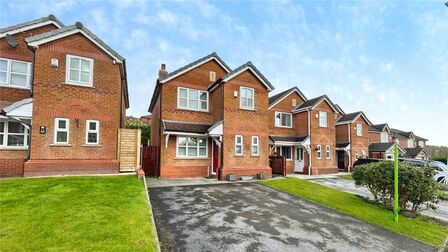 3 bedroom Detached House for sale