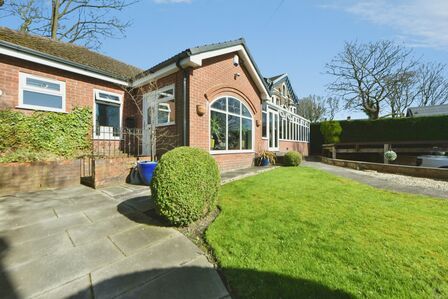 Blackshaw Lane, 7 bedroom Detached Bungalow for sale, &pound;695,000