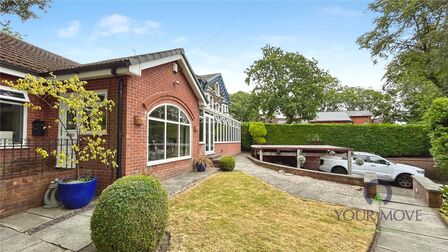 Blackshaw Lane, 7 bedroom Detached Bungalow for sale, &pound;675,000