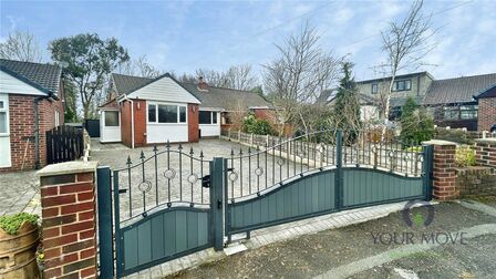 2 bedroom Semi Detached Bungalow for sale