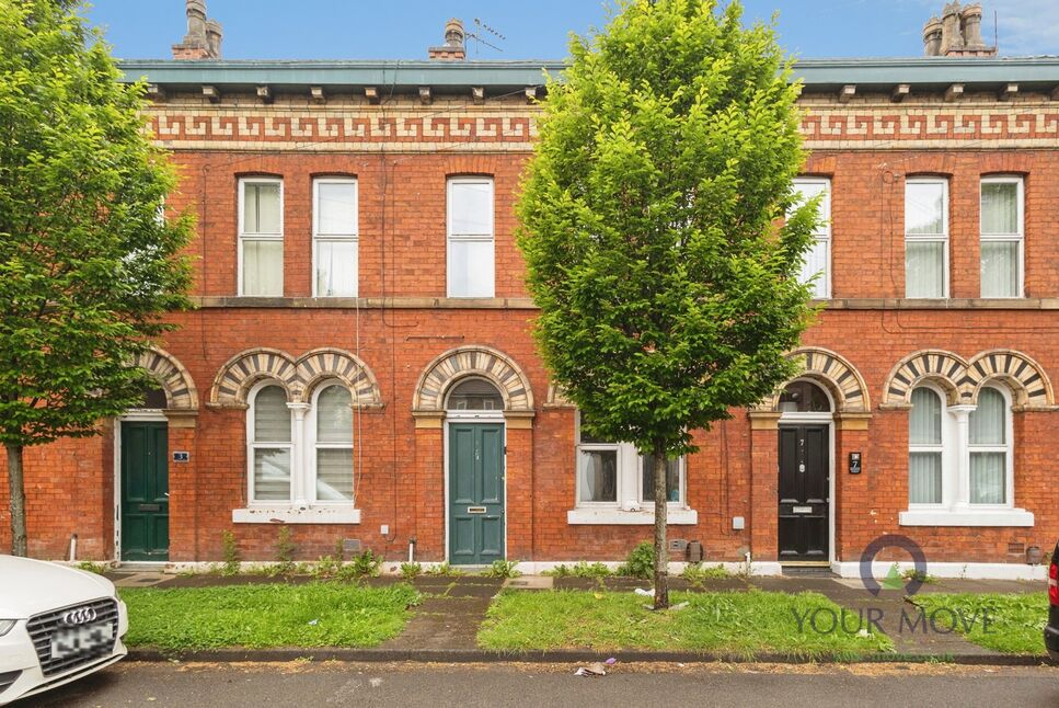 2 bedroom Mid Terrace House for sale