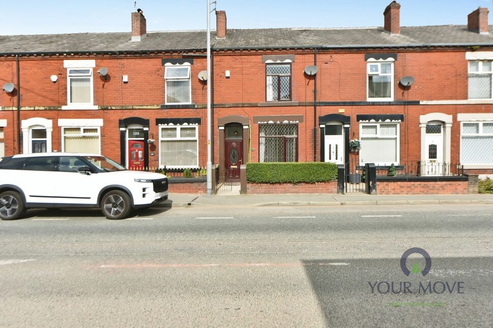 2 bedroom Mid Terrace House for sale