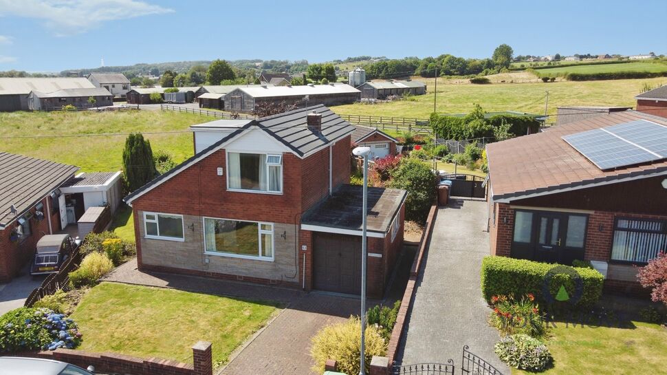 Main image of 3 bedroom Detached House for sale, Denbigh Drive, Shaw, Greater Manchester, OL2
