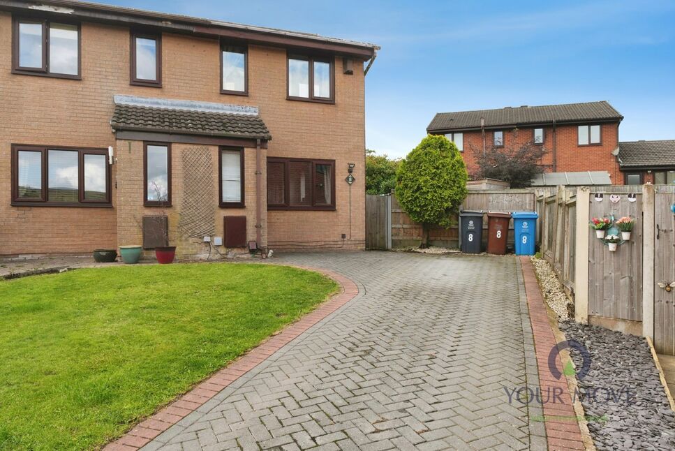 Main image of 2 bedroom Semi Detached House for sale, Buckinghamshire Park Close, Shaw, Oldham, OL2