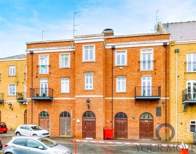 1 bedroom  Flat for sale