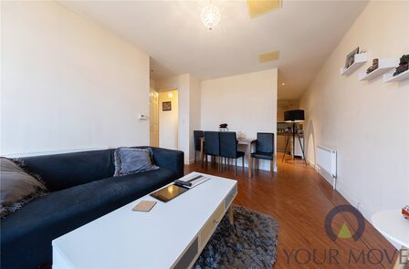 Main Street, 1 bedroom  Flat for sale, £135,000