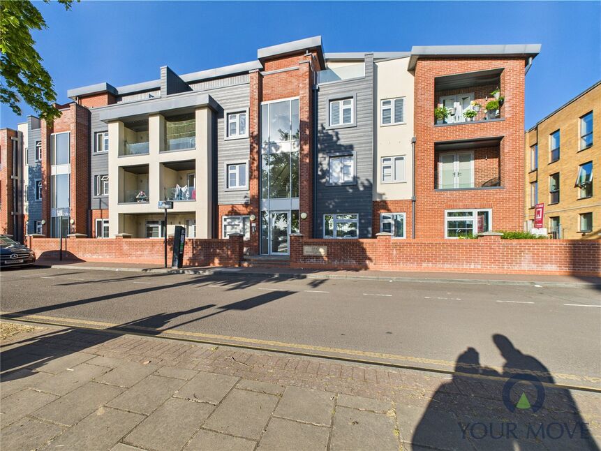 1 bedroom Flat for sale