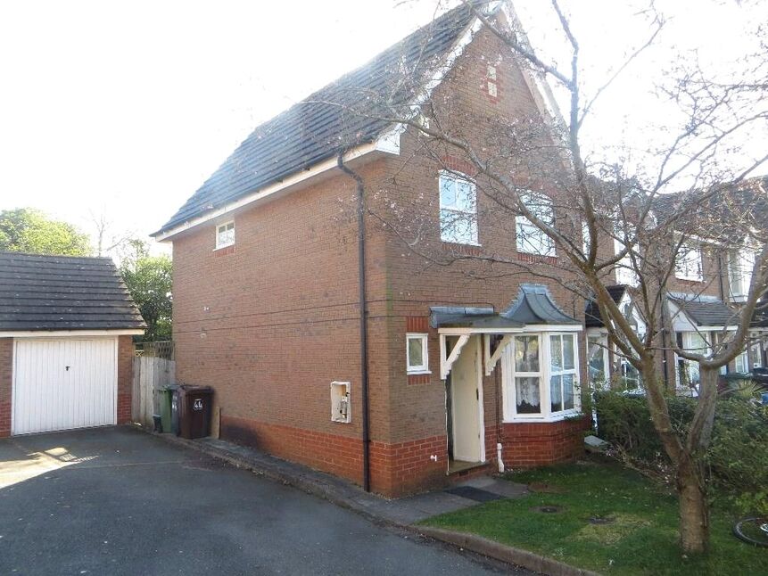 Main image of 3 bedroom End Terrace House for sale, Avenbury Drive, Solihull, West Midlands, B91